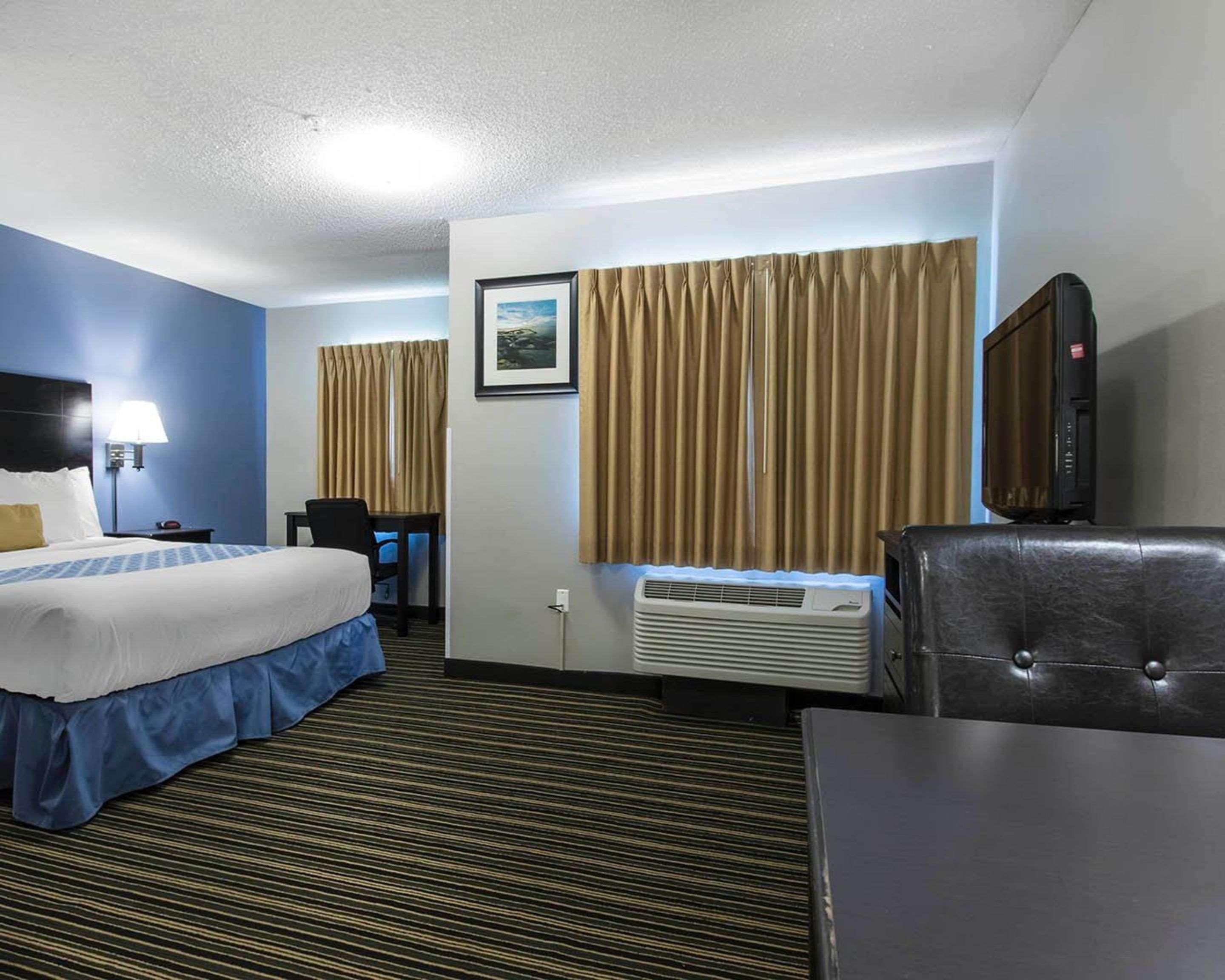 Suburban Extended Stay Hotel Naval Base Area Warrington Kültér fotó