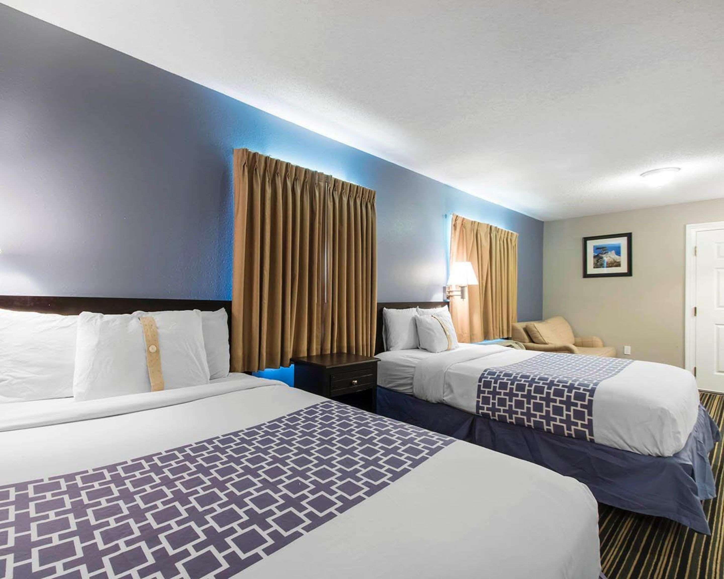 Suburban Extended Stay Hotel Naval Base Area Warrington Kültér fotó