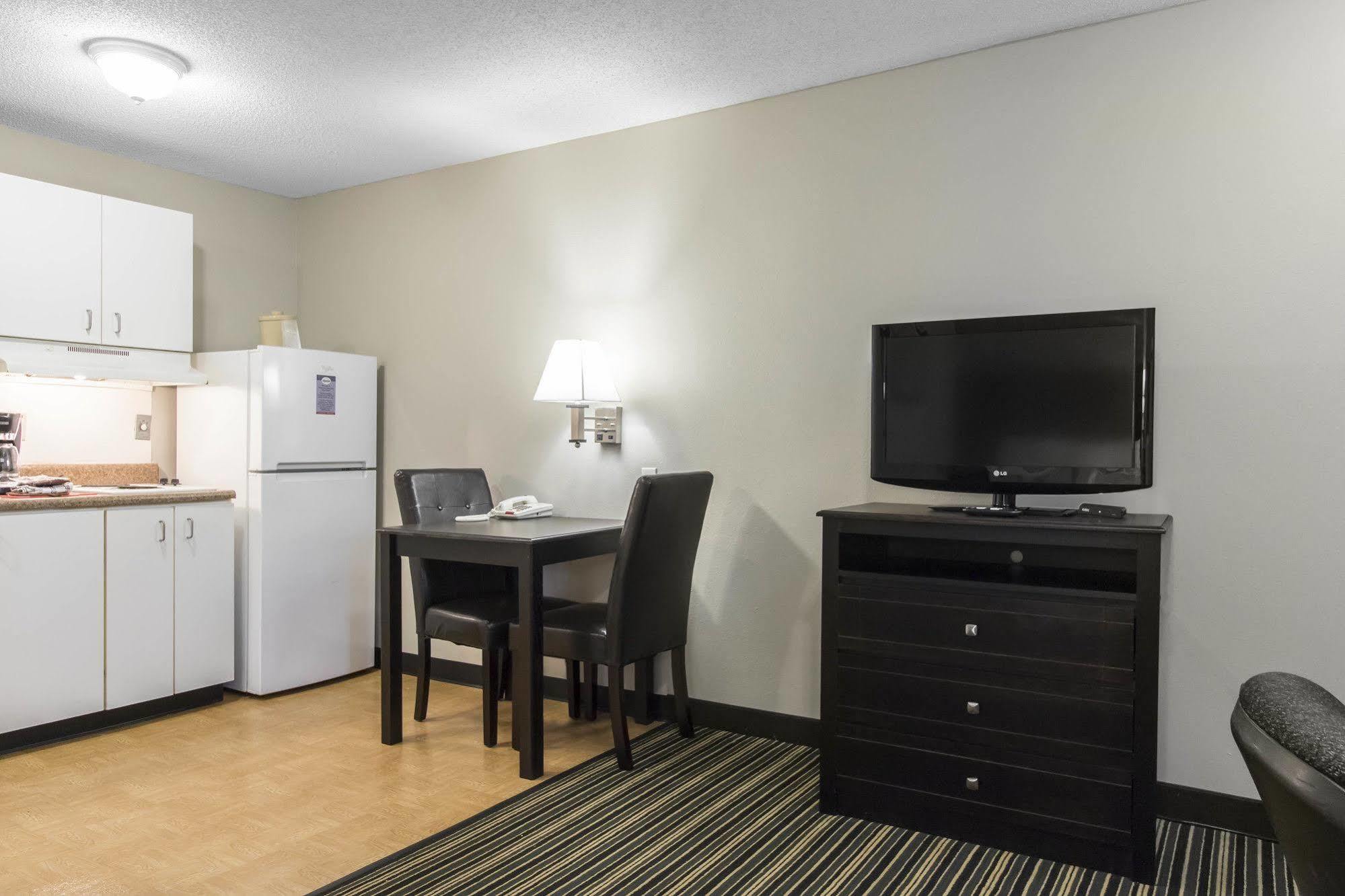 Suburban Extended Stay Hotel Naval Base Area Warrington Kültér fotó